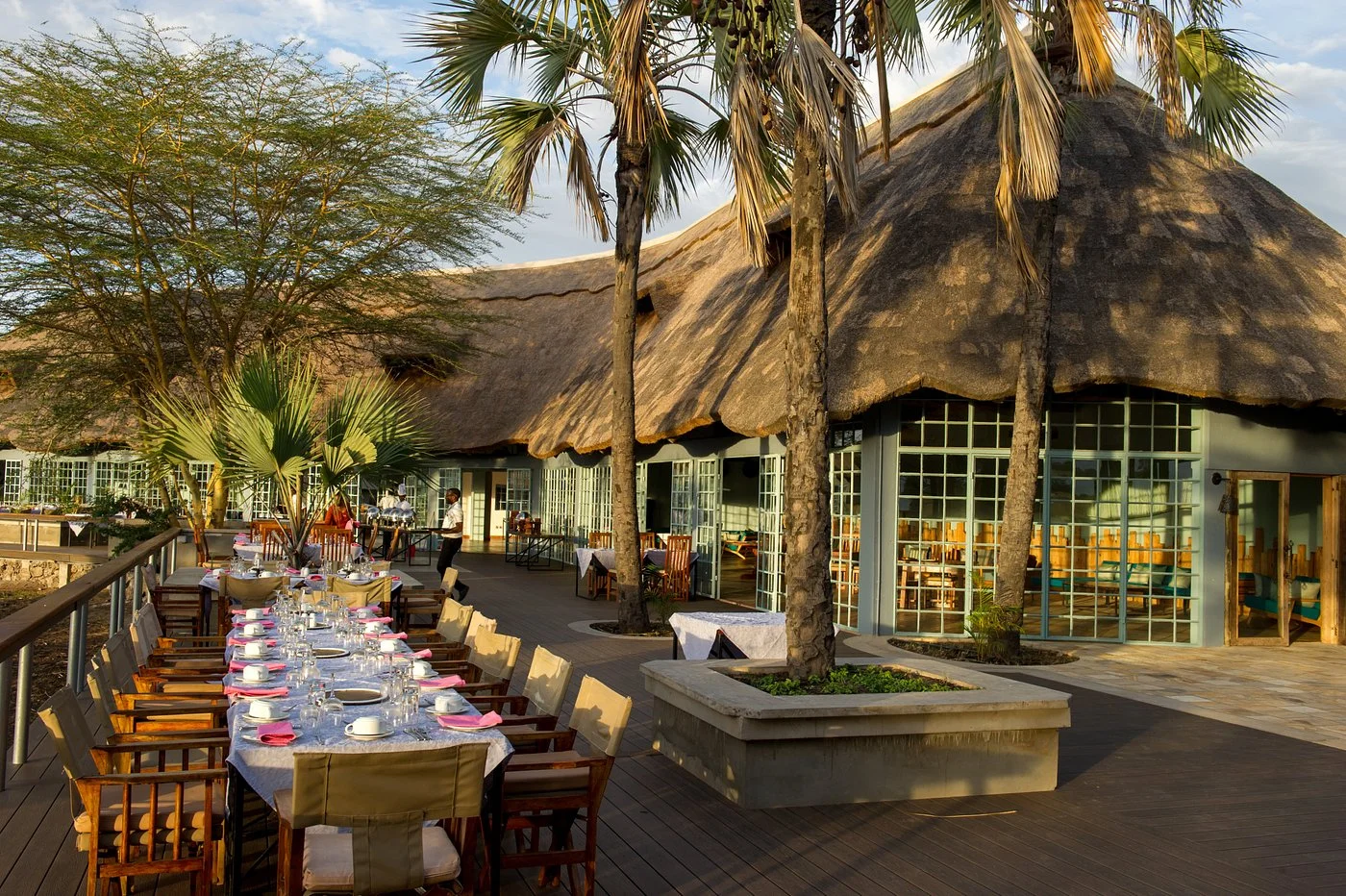 Maramboi Tented Lodge — dining terrace