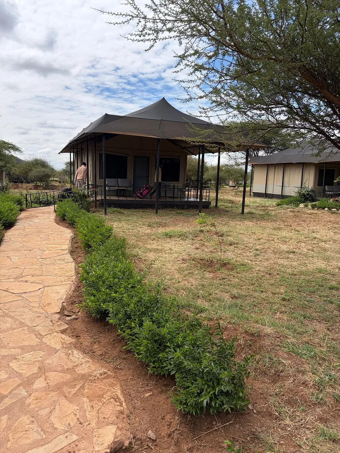 Praro Amboseli Camp — tented grounds
