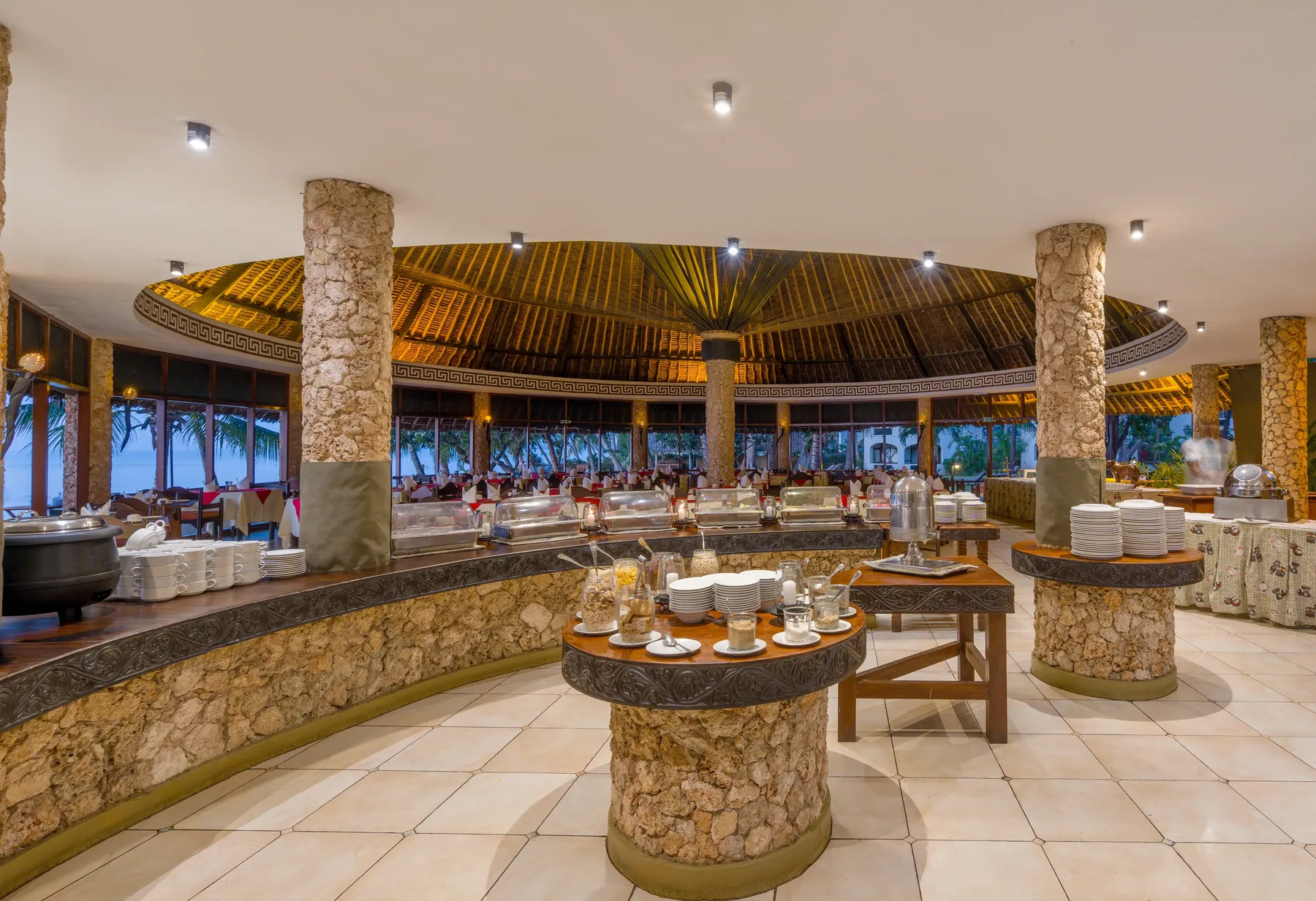 Severin Sea Lodge — buffet restaurant interior