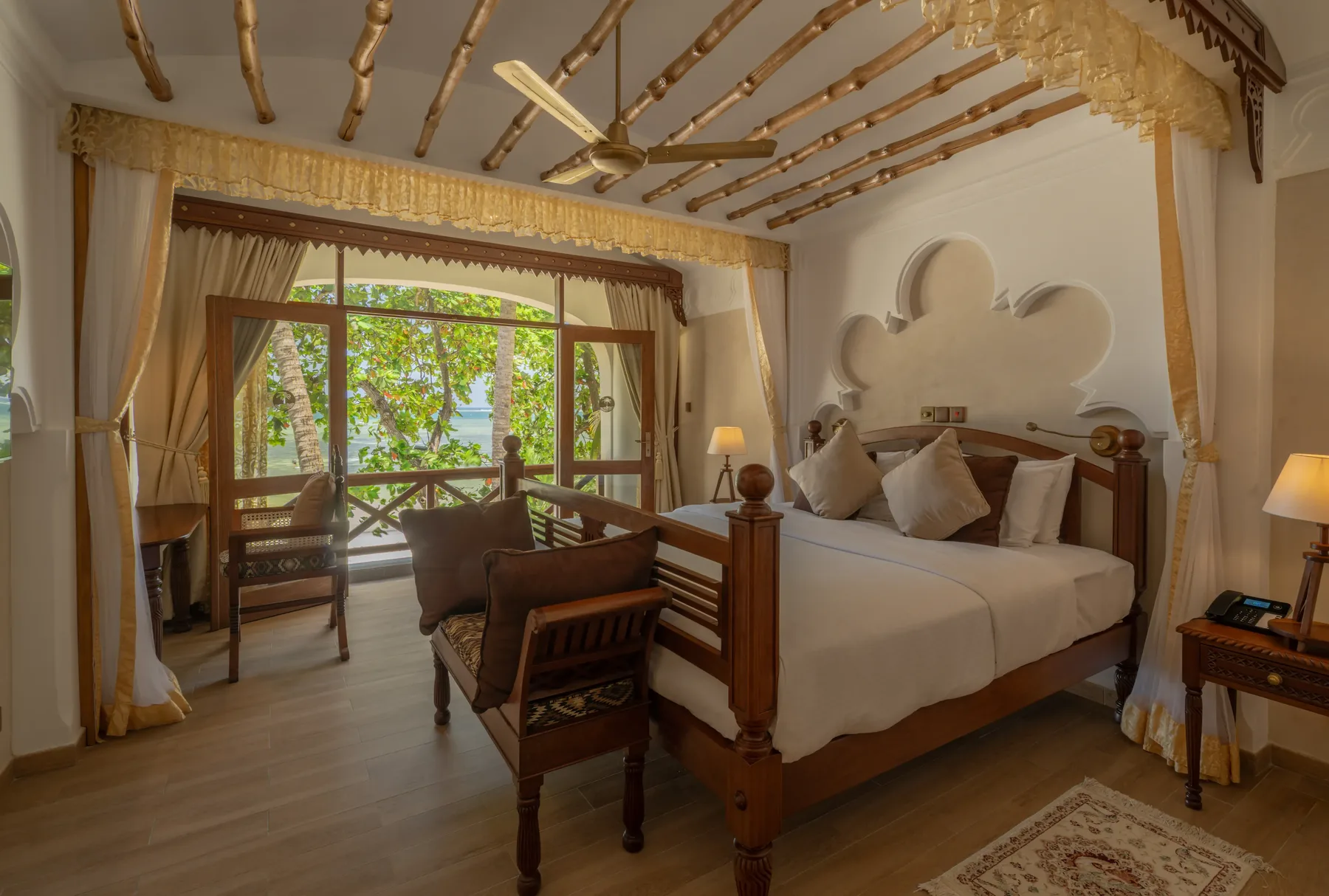 Severin Sea Lodge — Swahili-style room with a beach view